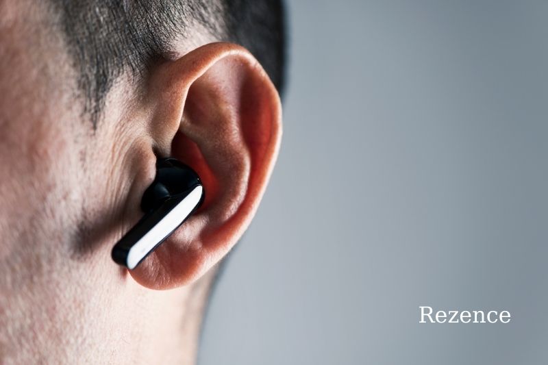 How To Keep Your Earbuds From Falling Out