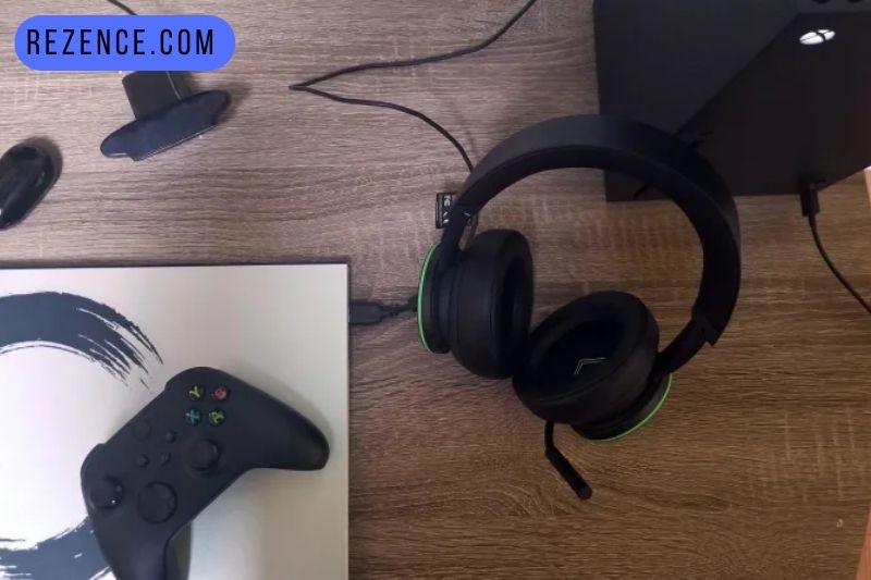 How to Connect Wireless Headsets to the Xbox