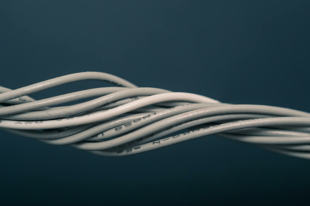 How to untangle headphone wires - 10 easy ways