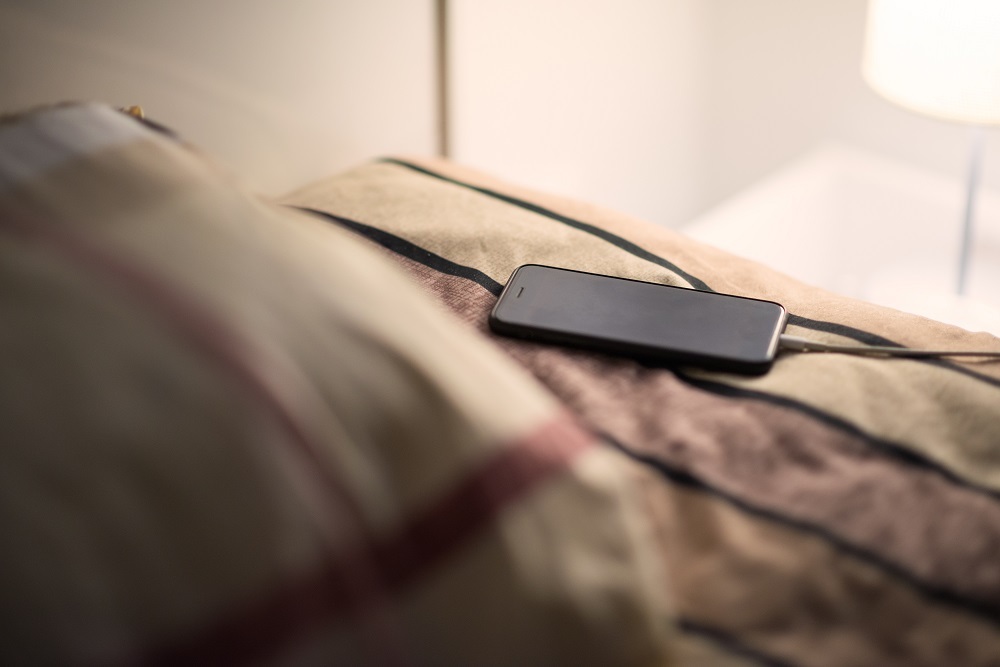 Charging Your Phone Overnight: Battery Myths Debunked