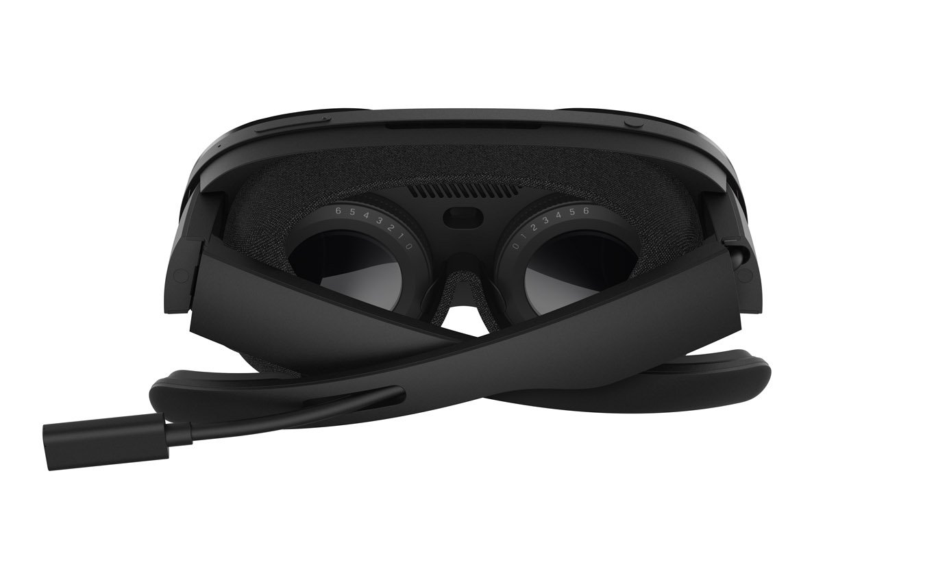  HTC launches Vive Flow headset for 499